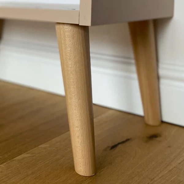 Szafa głęboka BOHO na drewnianych nogach + drążek i 2 półki 202/100/52 - Dąb Craft złoty
